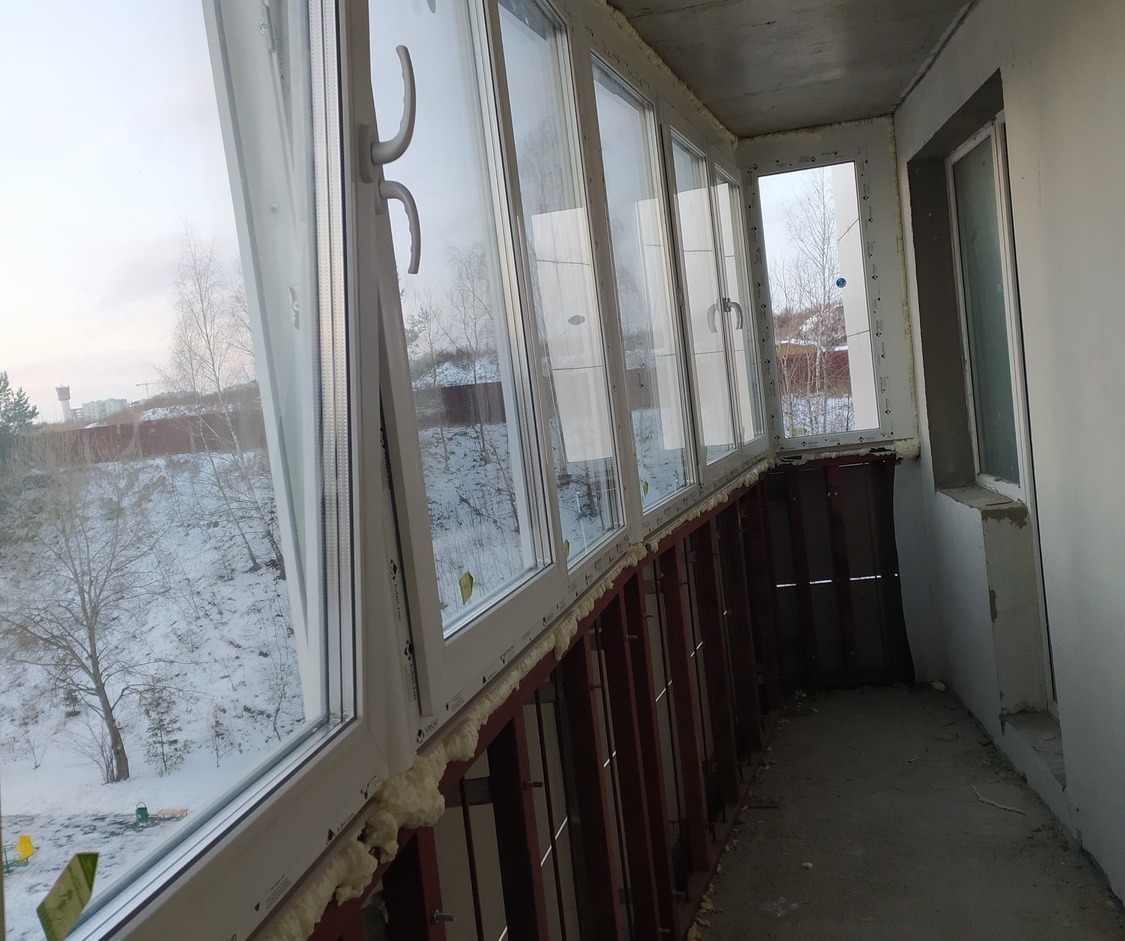 Остекление балкона профилем Мелке Эволюшн